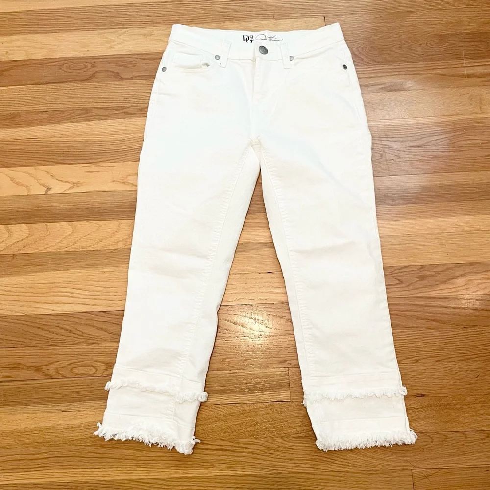 DG2 by Diane Gilman Virtual Stretch Layered Fringe Crop Jean - Picture 9 of 12